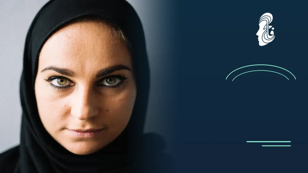 صورة تعبيرية فوتوغرافية لامرأة محجبة يظهر فيها الحاجبان بوضوح، لمقال رفع الحاجب – د. فالح الشهراني